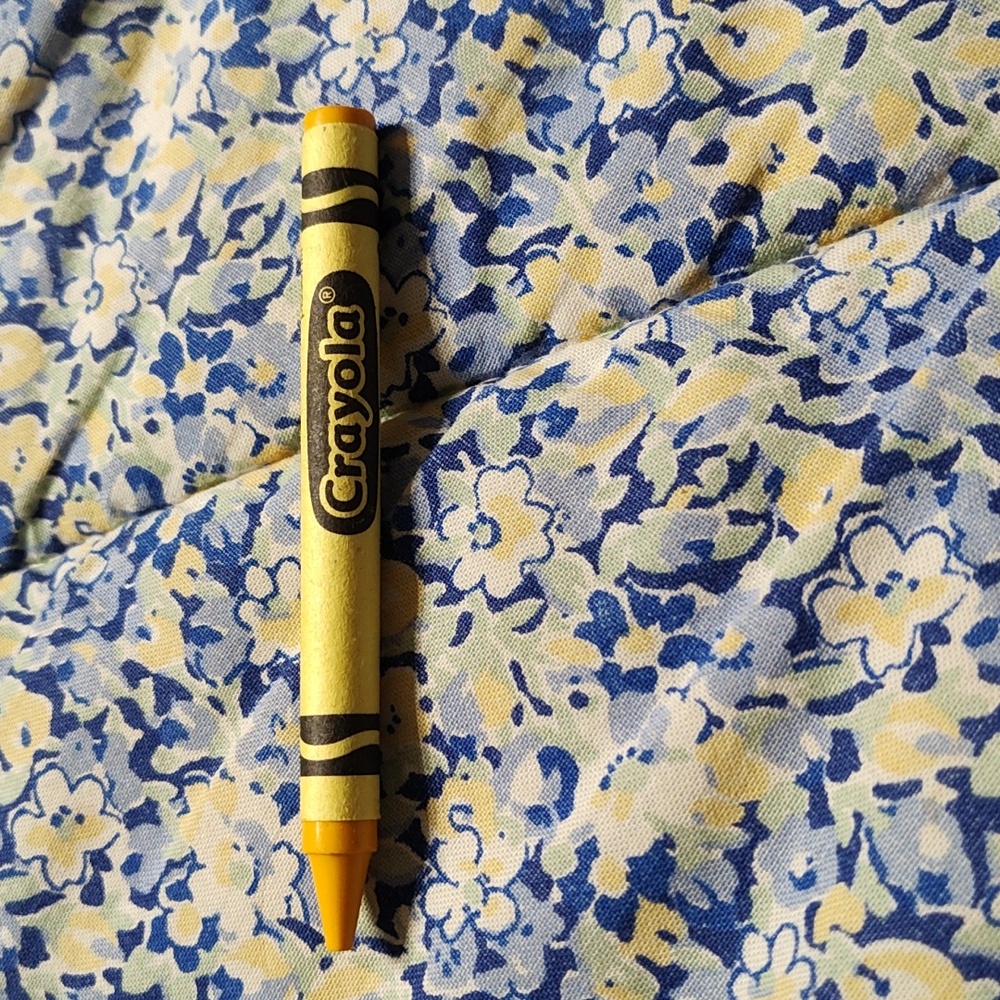 Crayola Dandelion CRAYON New unused